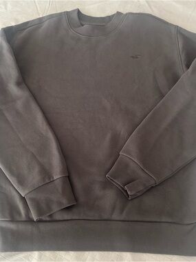 Hollister Men's Crewneck Sweatshirt - Dark Charcoal